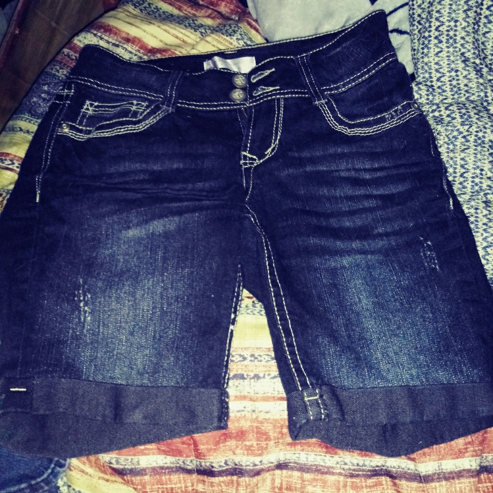 Nobo long shorts